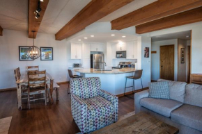 Recently Updated Plaza Condo Condo Crested Butte